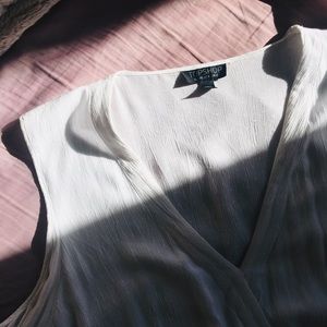 ✨LIKE NEW TOPSHOP SHIRT✨